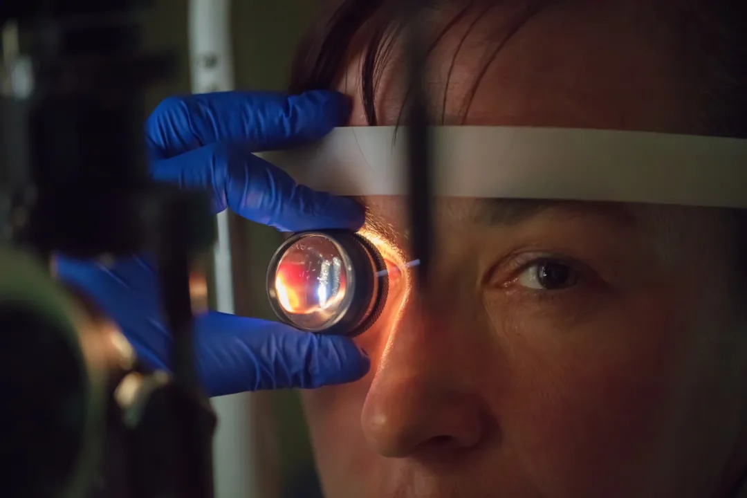 眼底有黃斑怎么辦,眼底病變還能治好嗎 眼底有黃斑怎么辦,眼底病變還能治好嗎